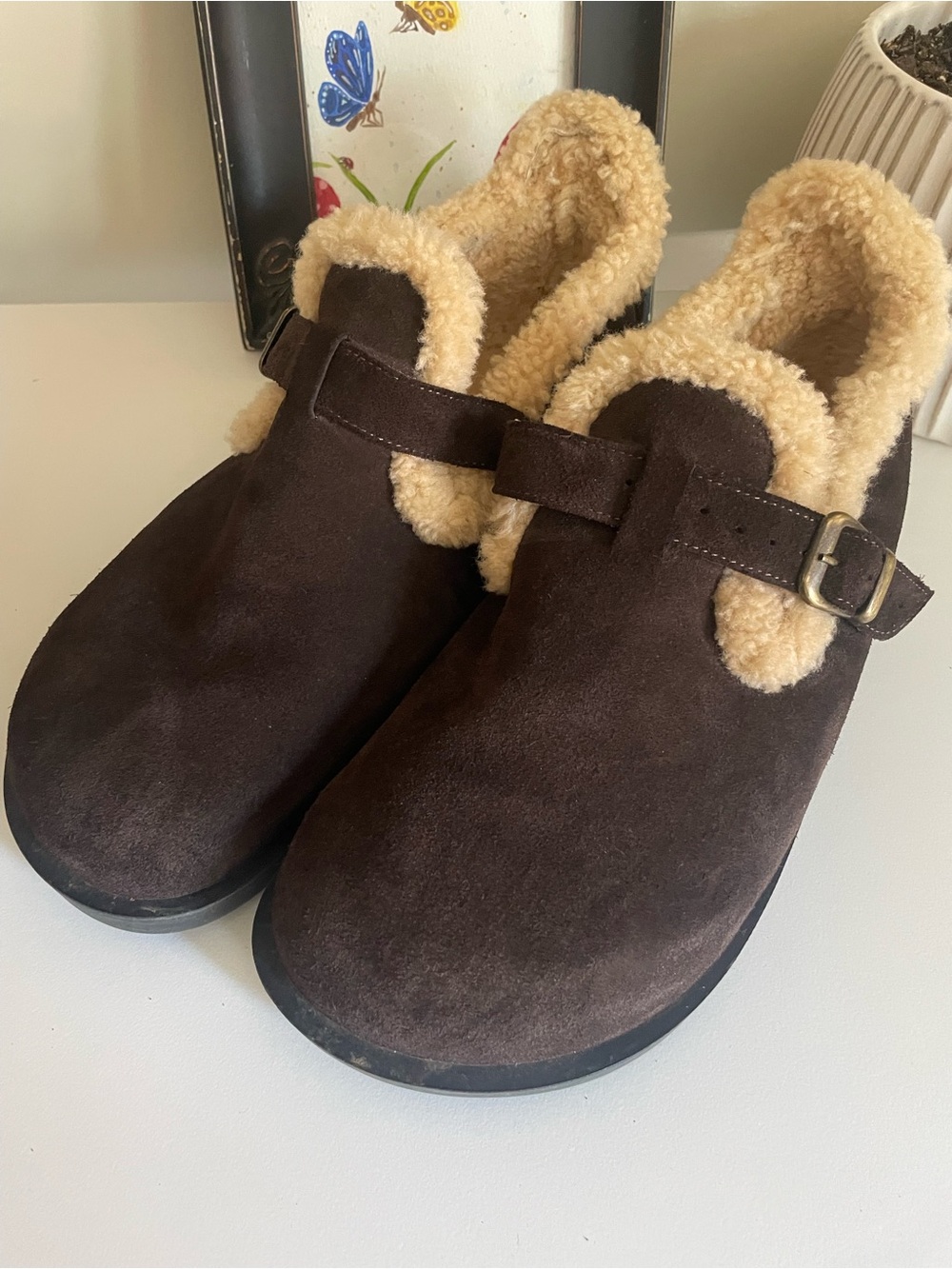 Women’s Wool Lined Brown leather Suede clogs